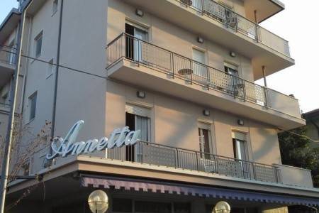 Invia – Hotel Annetta,  recenzie