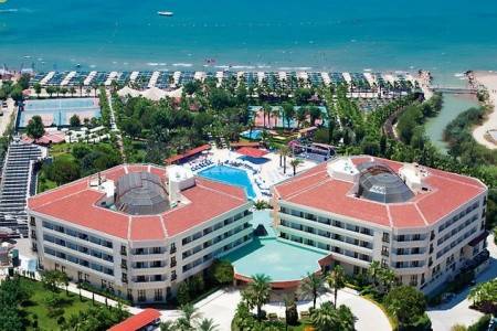Invia – Hotel Miramare Beach,  recenzie