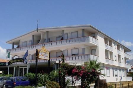 Invia – Hotel Rezidence Gandhi Di- Santa Maria Del Cedro,  recenzie
