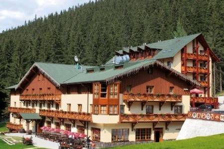 Invia – Hotel Ski &wellness Residence Družba,  recenzie