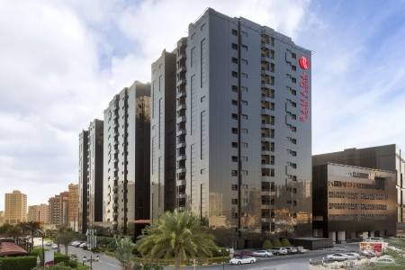Invia – Ramada Hotel & Suites Ajman,  recenzie
