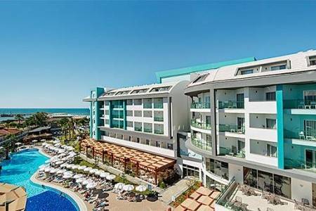 Invia – Sea Shell Resort & Spa,  recenzie