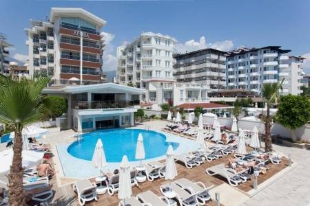 Invia – Xperia Saray Beach Hotel,  recenzie