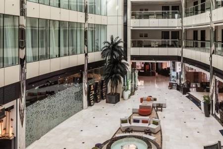 Invia – Holiday Inn Dubai – Al Barsha,  recenzie