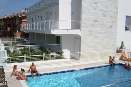 Invia – Residence Cerrano Park Resort, Abruzzo