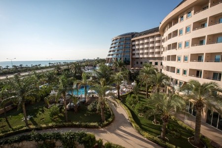 Invia – Long Beach Resort & Spa,  recenzie