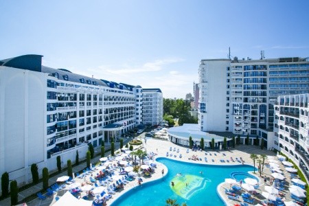 Invia – Chaika Beach Resort,  recenzie