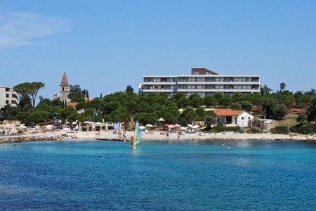 Invia – Istra Island,  recenzie