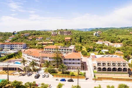 Invia – Karras Grande Resort,  recenzie
