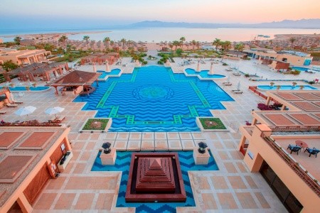 Invia – Sheraton Soma Bay, Hurghada