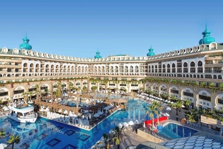 Invia – Crystal Sunset Luxury Resort & Spa,  recenzie