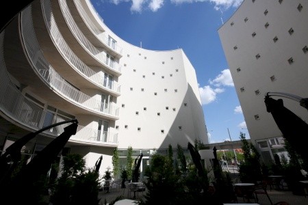 Invia – Párizs Garden Apartments, Severná Dolná Zem