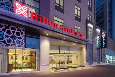 Invia – Hilton Garden Inn Dubai Al Muraqabat,  recenzie