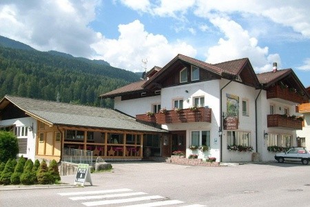 Invia – Hotel La Noria (Mestriago), Dolomiti Brenta (Val di Sole)
