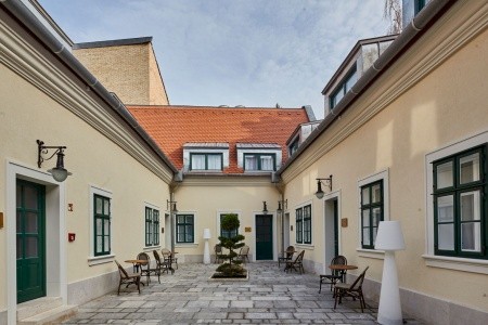 Invia – Maison Bistro & Hotel, Budapešť a okolie